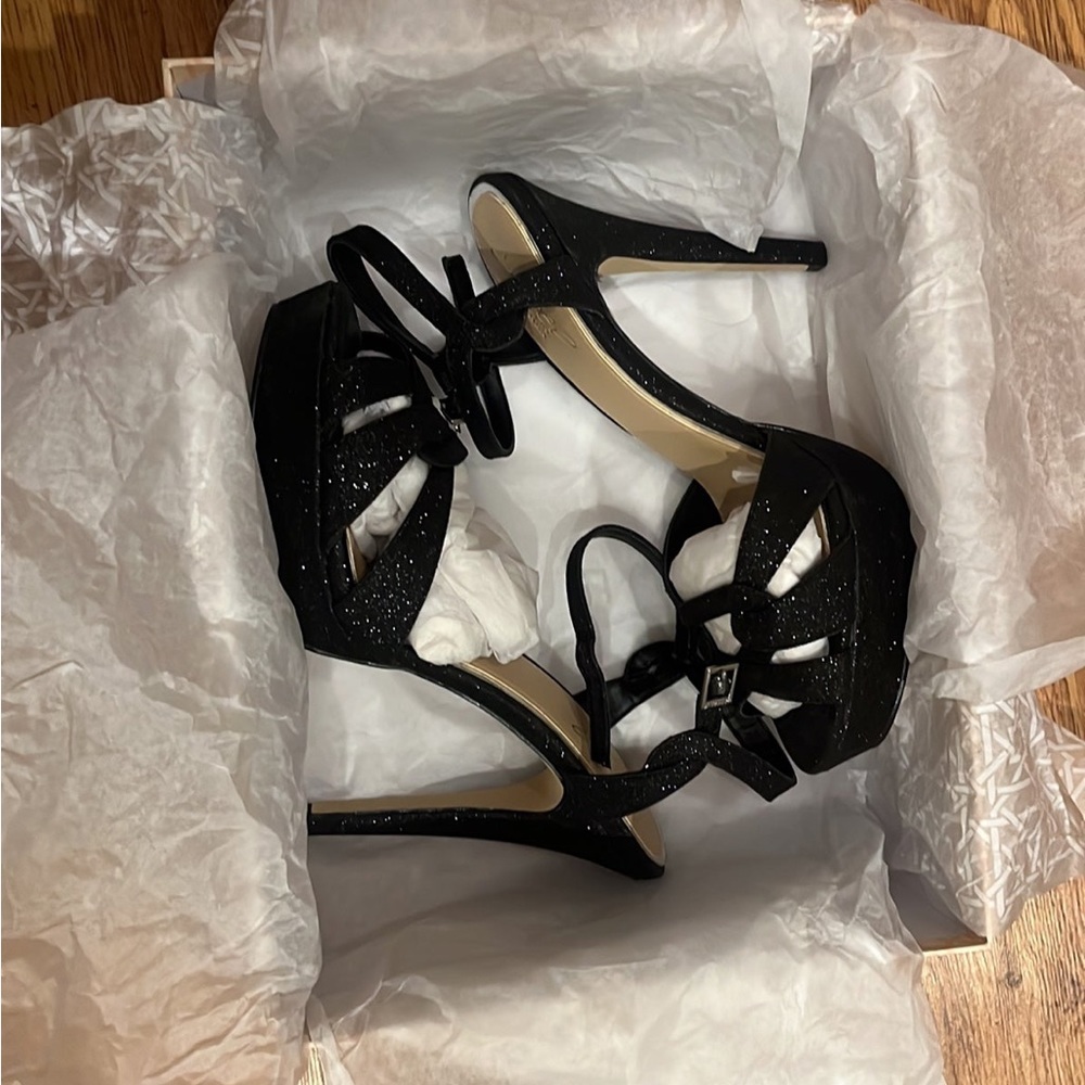 Jewel Badgley Mischka Platform Heels
